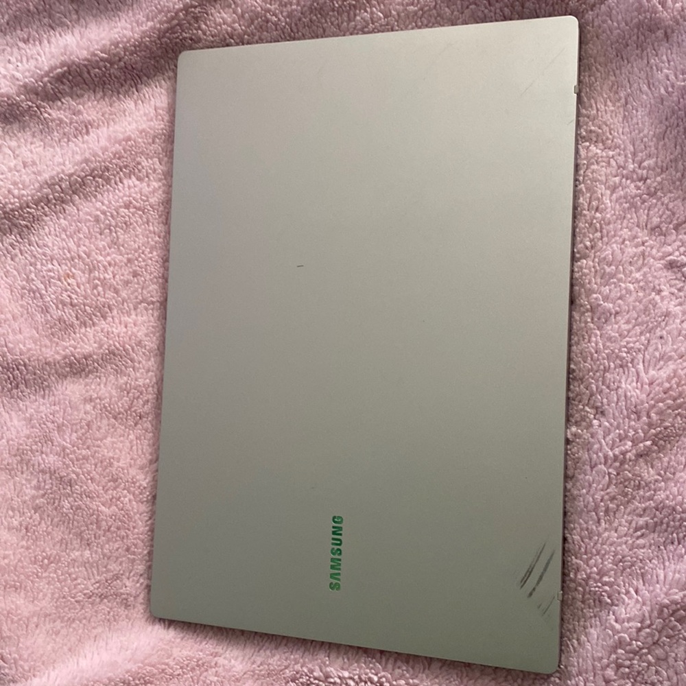 Samsung Galaxy Book Go 5G